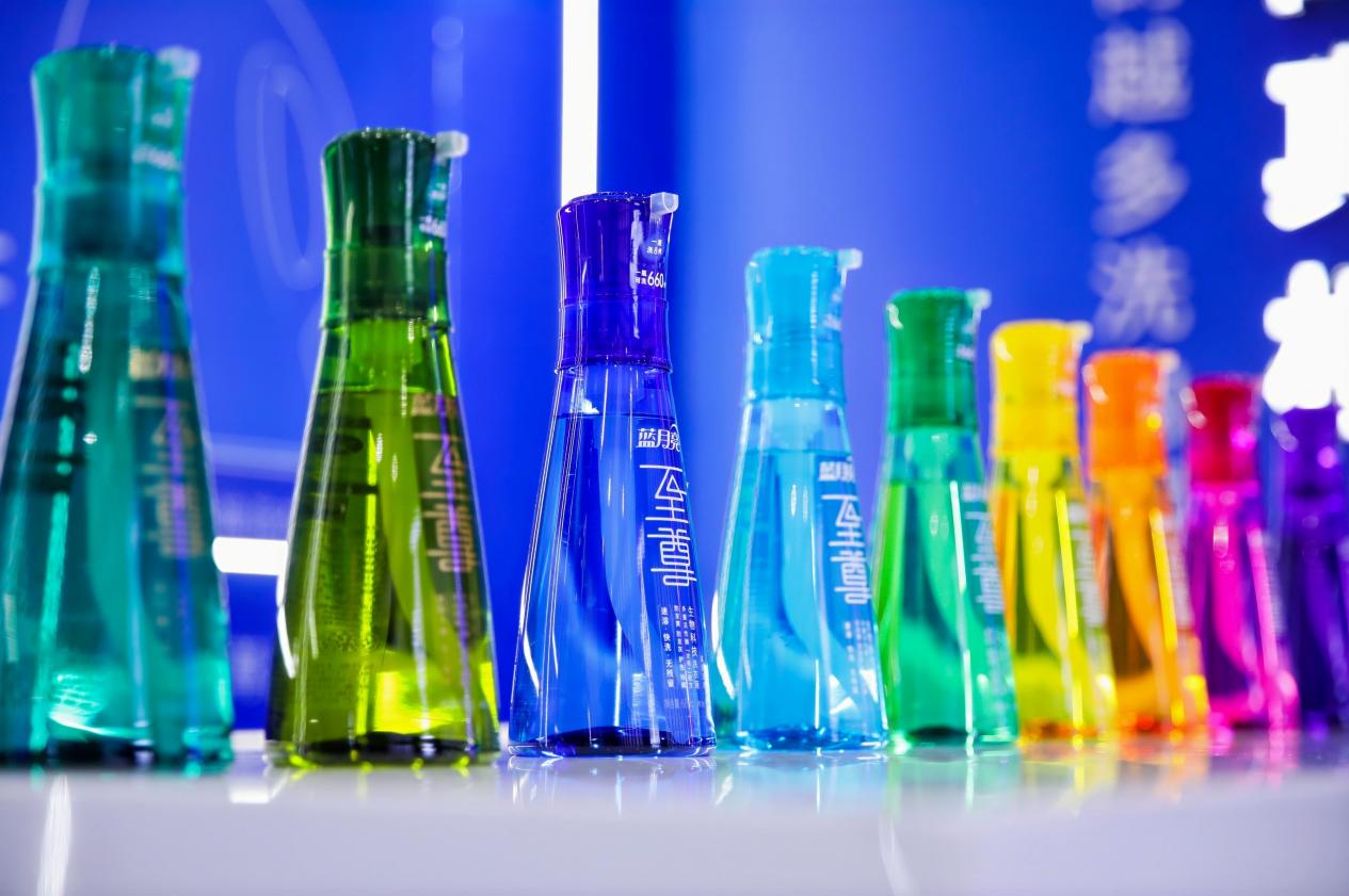 总台音乐会搬到了珠江上!蓝月亮冠名的这场水上盛宴预燃中秋团圆情