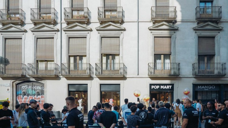 泡泡玛特西班牙首店正式开业,引领欧洲消费新潮流