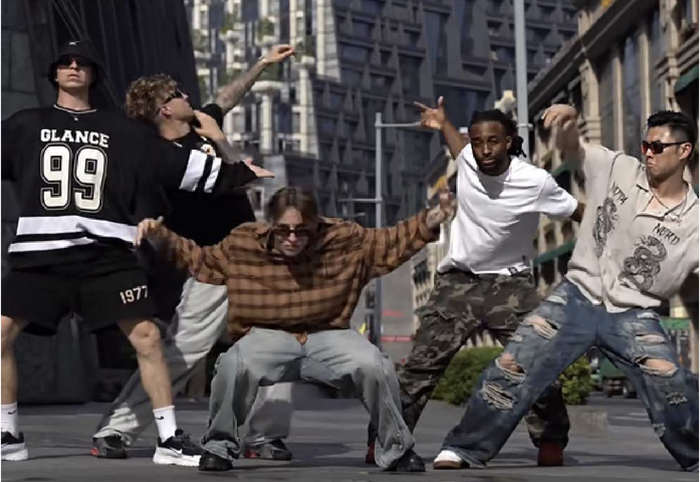 ▲外国网友翻跳,图源网络