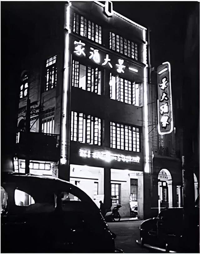 广东的茶楼和酒楼究竟有什么不同?