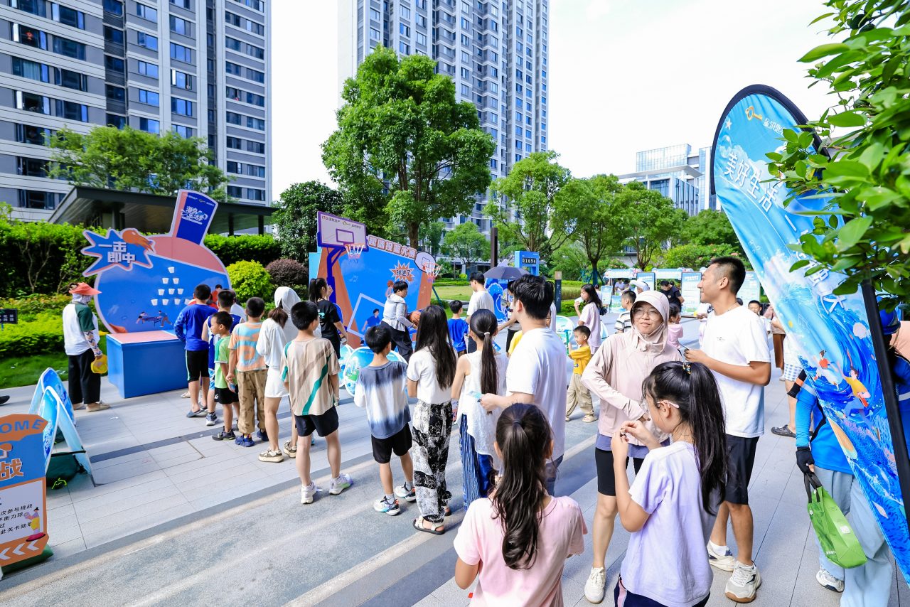 COCO7560.JPG COCO7560.JPG